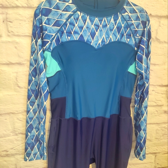 Womens Full Body Rash Guard Long Sleeve One Piece Bathing Suit with Built bra - Picture 8 of 8